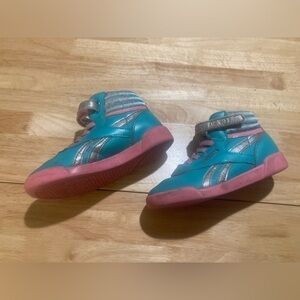 Frozen theme Reebok sneakers in size 10 in good used condition. See pictures